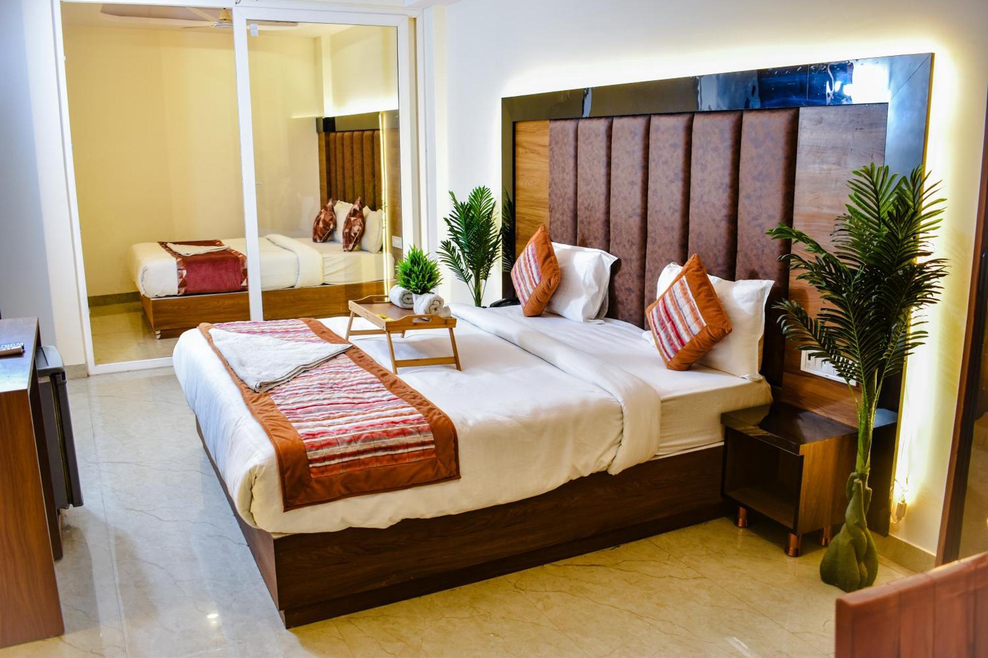 Hotel Yash Palace 뉴델리 외부 사진