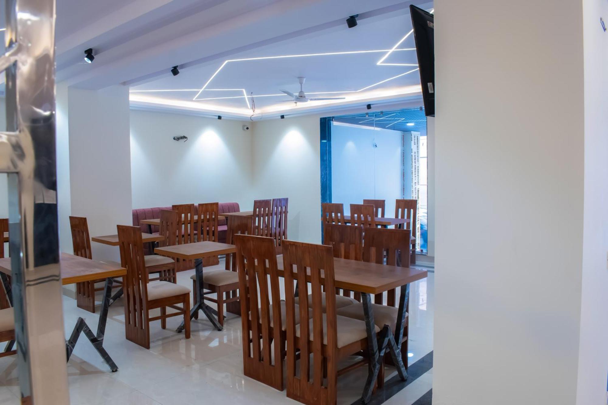 Hotel Yash Palace 뉴델리 외부 사진