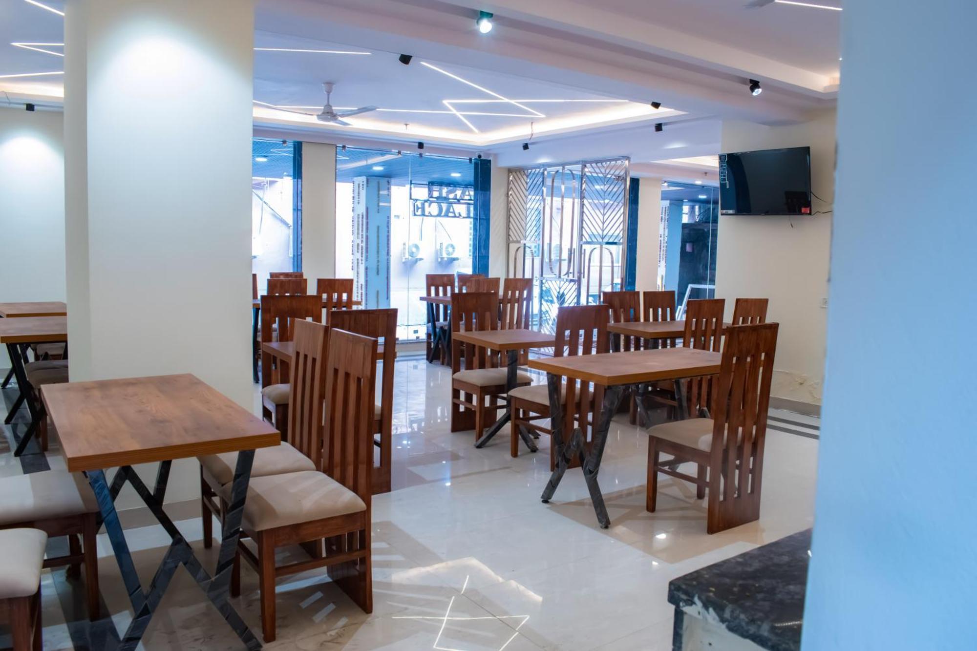 Hotel Yash Palace 뉴델리 외부 사진
